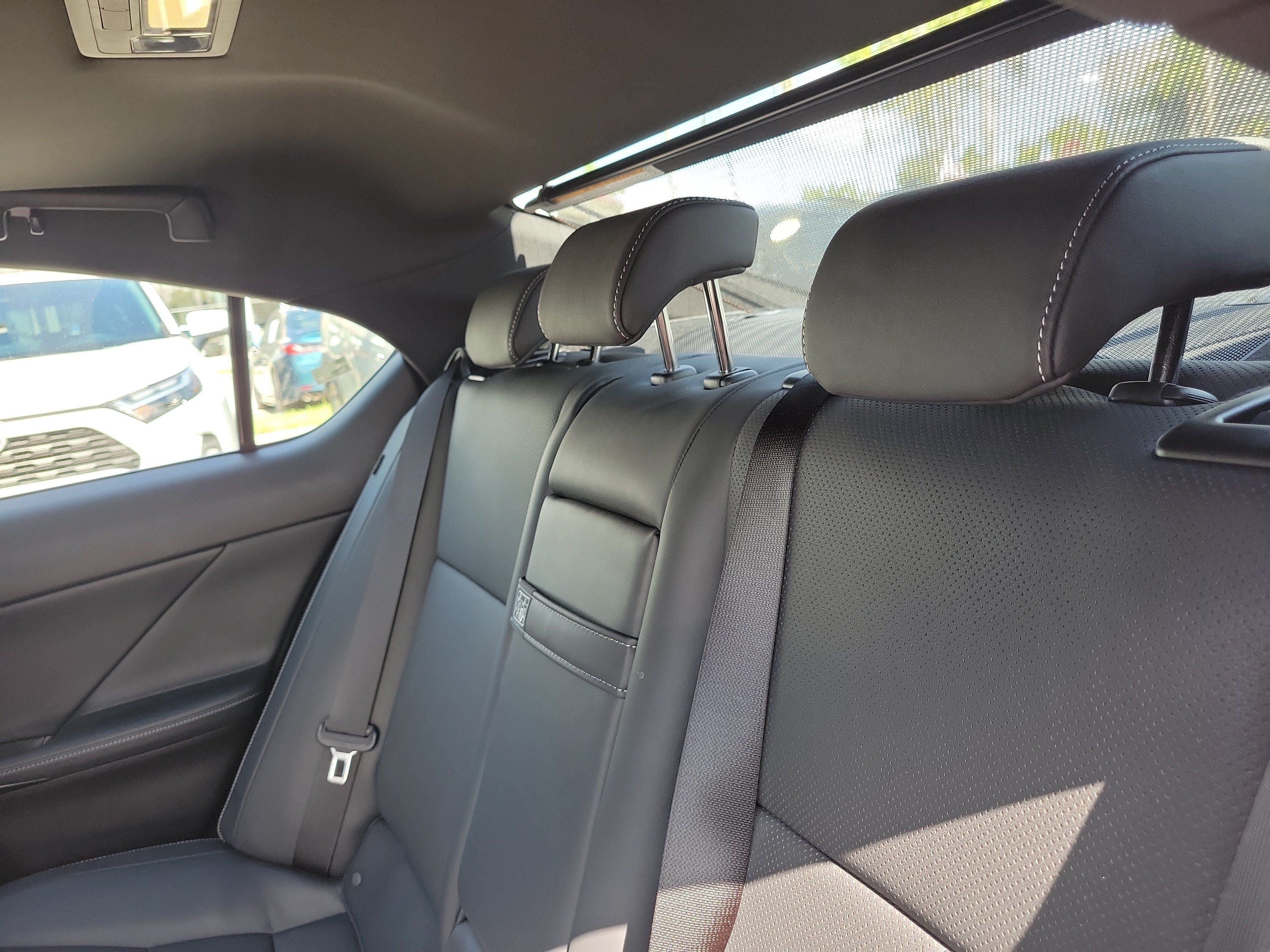 Used 2025 Lexus IS 300 w/ Premium Package RWD image 12