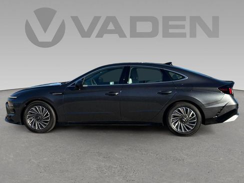 New 2025 Hyundai Sonata Limited image 37