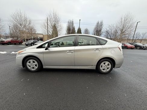 Used 2010 Toyota Prius Five image 6