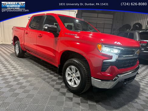 Used 2025 Chevrolet Silverado 1500 LT image 3