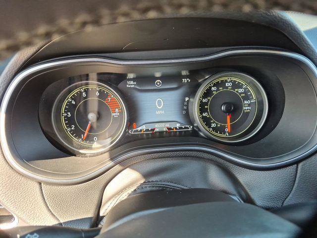 Certified 2022 Jeep Cherokee Limited w/ Elite Package AWD/4WD image 11