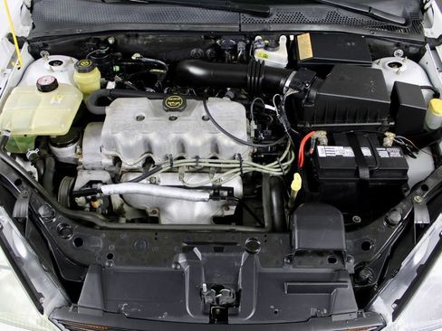 Used 2002 Ford Focus LX image 11