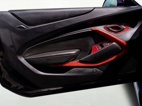 Used 2019 Chevrolet Camaro SS image 22