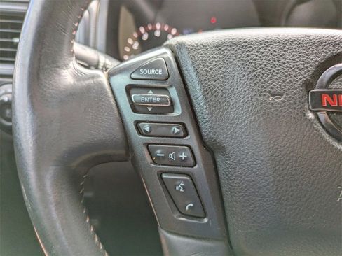 Used 2020 Nissan Titan PRO-4X w/ Pro-4x Convenience Package image 22