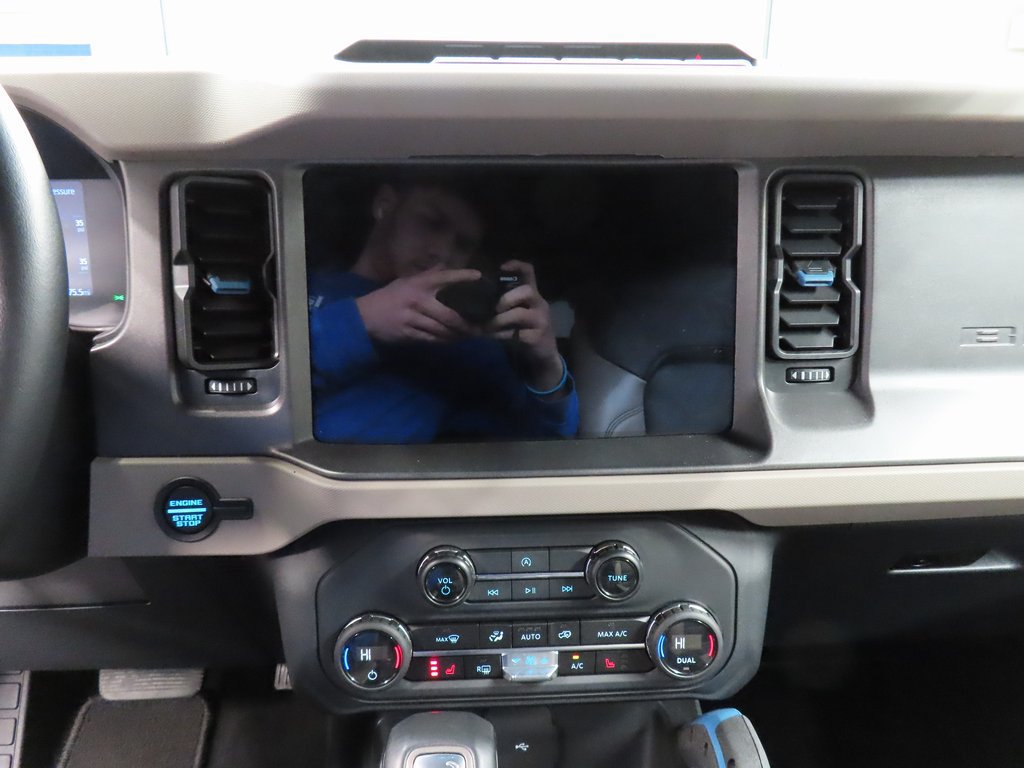 Used 2024 Ford Bronco Wildtrak AWD/4WD image 13