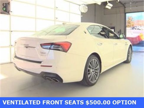 Used 2022 Maserati Ghibli Modena Q4 image 3