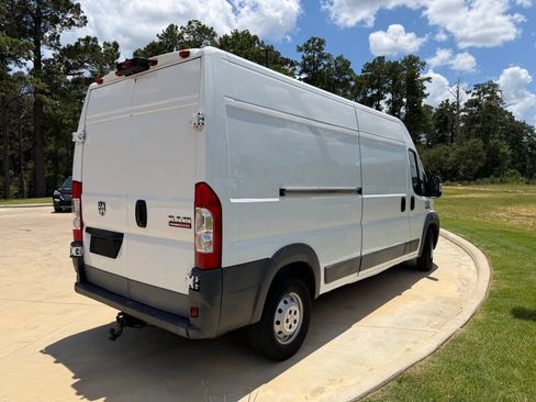 Used 2017 RAM ProMaster 2500 FWD image 5
