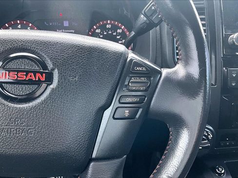 Used 2021 Nissan Titan PRO-4X w/ Pro-4x Convenience Package AWD/4WD image 21