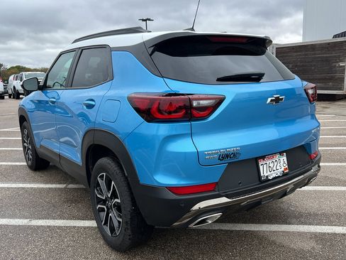 Used 2025 Chevrolet TrailBlazer ACTIV w/ Convenience Package image 3