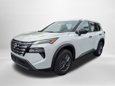 Used 2024 Nissan Rogue S FWD image 8