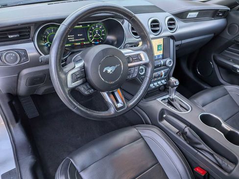 Used 2019 Ford Mustang GT Premium w/ Equipment Group 401A RWD image 14