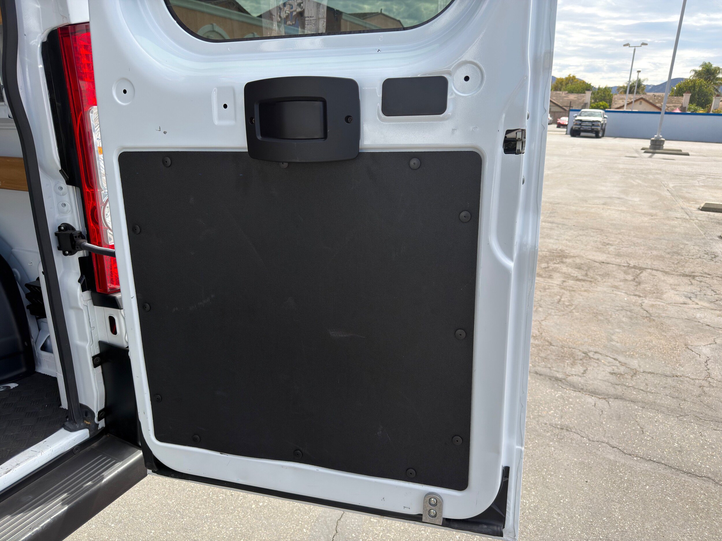 Used 2025 RAM ProMaster 2500 w/ U-Haul Equipment Group FWD image 20