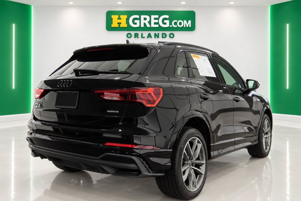 Used 2023 Audi Q3 2.0T Premium w/ Black Optic Sport Package AWD/4WD image 6