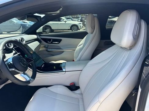 Used 2026 Mercedes-Benz CLE 300 4MATIC Coupe image 9