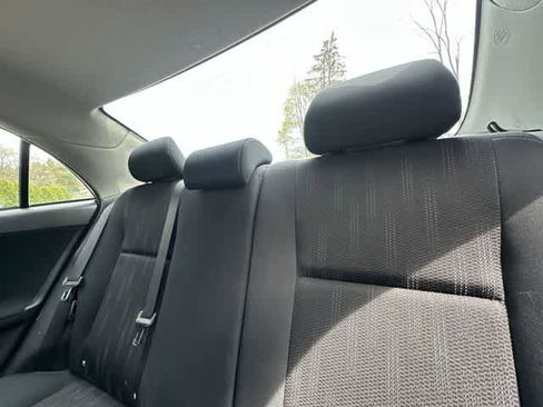 Used 2012 Toyota Corolla S image 13