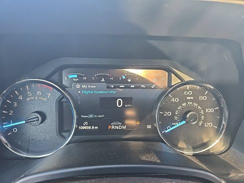 Used 2019 Ford F150 King Ranch w/ Equipment Group 601A Luxury AWD/4WD image 14