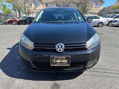 Used 2013 Volkswagen Golf 4-Door FWD image 2