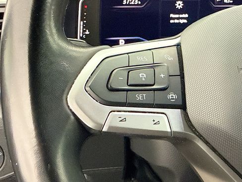 Used 2020 Volkswagen Atlas Cross Sport SEL image 38