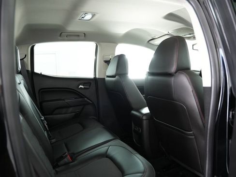 Used 2016 GMC Canyon SLE w/ All Terrain Adventure Package AWD/4WD image 35