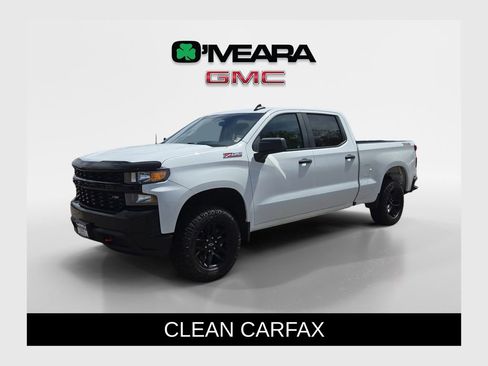 Used 2021 Chevrolet Silverado 1500 Custom Trail Boss w/ LPO, Dark Essentials Package AWD/4WD image 1