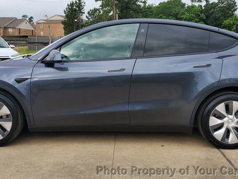 Used 2023 Tesla Model Y Long Range AWD/4WD image 16