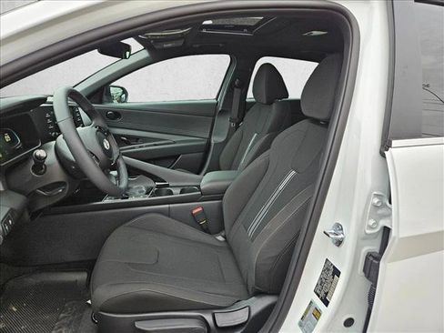 New 2026 Hyundai Elantra SEL Sport Premium FWD image 5