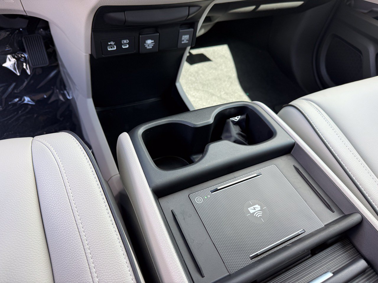 New 2027 Honda Odyssey Touring image 19