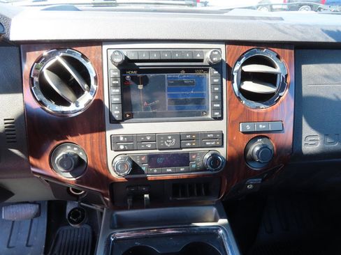 Used 2012 Ford F250 Lariat w/ Lariat Ultimate Pkg AWD/4WD image 27