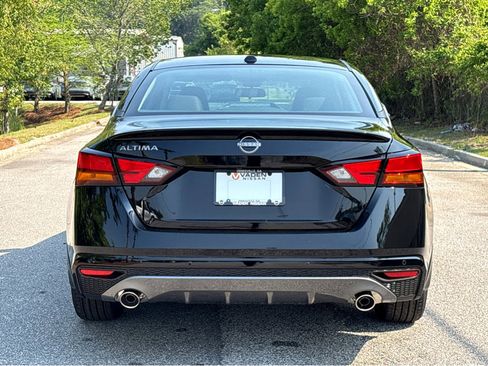 New 2026 Nissan Altima 2.5 SV FWD image 21