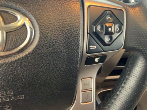Used 2021 Toyota 4Runner SR5 Premium w/ Moonroof Package RWD image 15