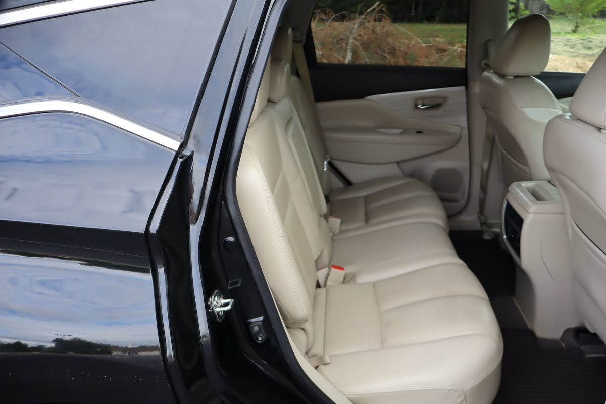 Used 2016 Nissan Murano Platinum w/ Platinum Technology Package FWD image 21