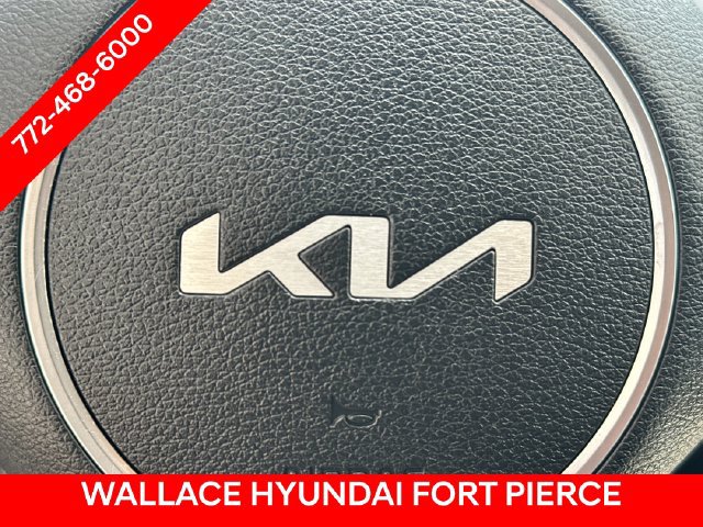 Used 2023 Kia Sportage EX FWD image 24