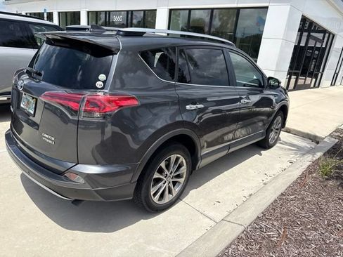 Used 2017 Toyota RAV4 Limited AWD/4WD image 7