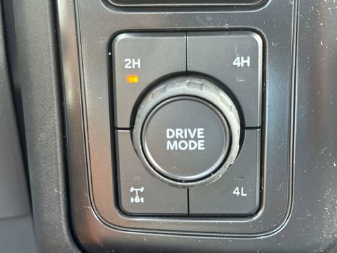 New 2026 Ford F250 4x4 Crew Cab Super Duty image 28