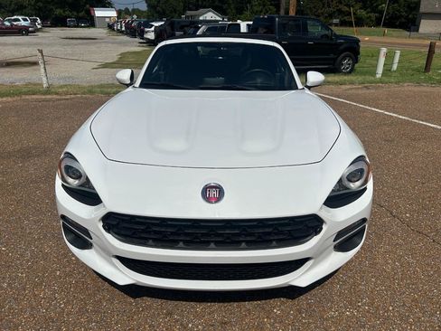 Used 2020 FIAT 124 Spider Classica w/ Technology Group RWD image 10