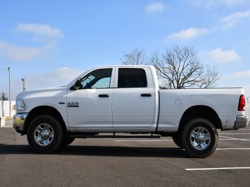 Used 2018 RAM 2500 Tradesman w/ Chrome Appearance Group image 4