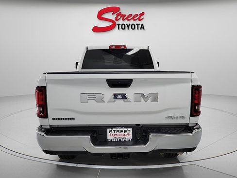 Used 2026 RAM 2500 Big Horn AWD/4WD image 3