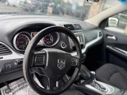 Used 2015 Dodge Journey SXT w/ Flexible Seating Group FWD image 12