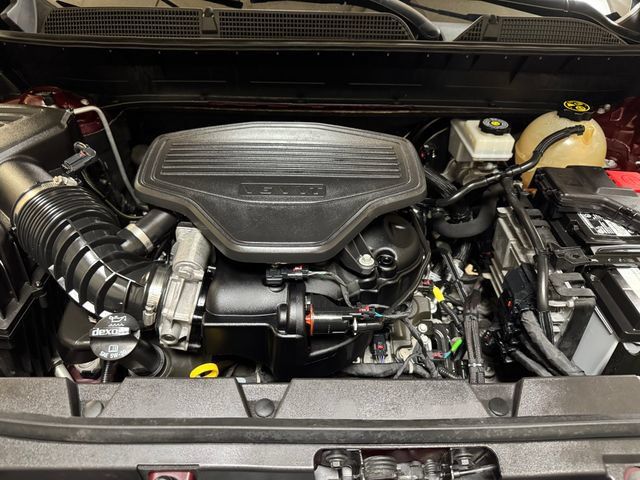 Used 2021 GMC Acadia Denali w/ Denali Technology Package FWD image 29
