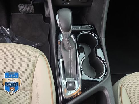 Certified 2024 Buick Encore GX Avenir FWD image 26