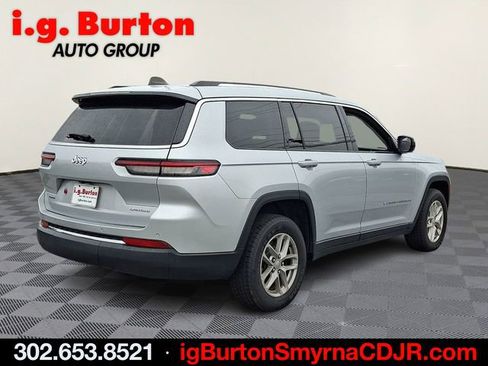 Used 2023 Jeep Grand Cherokee L Laredo AWD/4WD image 6