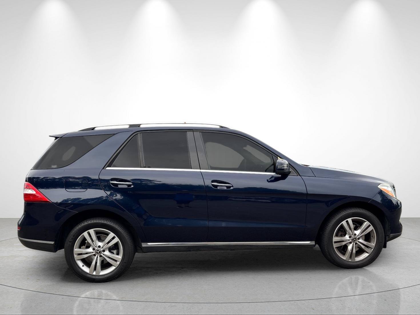 Used 2015 Mercedes-Benz ML 350 2WD image 6
