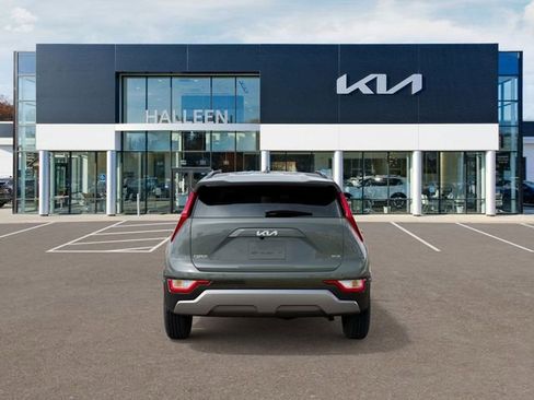 New 2026 Kia Niro SX image 5