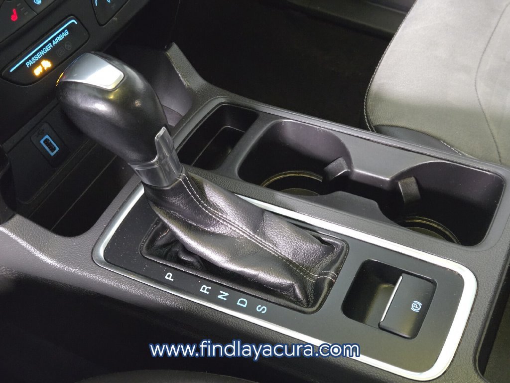 Used 2017 Ford Escape Titanium FWD image 25