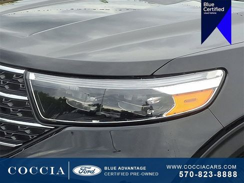 Certified 2022 Ford Explorer XLT w/ Equipment Group 202A image 9