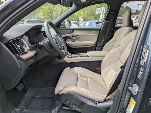 Used 2026 Volvo XC90 T8 Ultra w/ Protection Package Premier AWD/4WD image 24