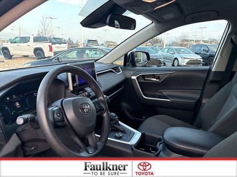 Certified 2025 Toyota RAV4 XLE image 25