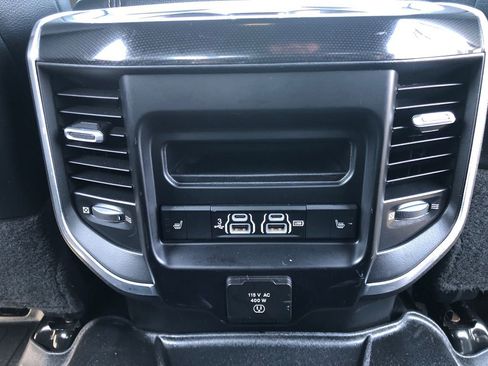 Used 2020 RAM 3500 Laramie image 28