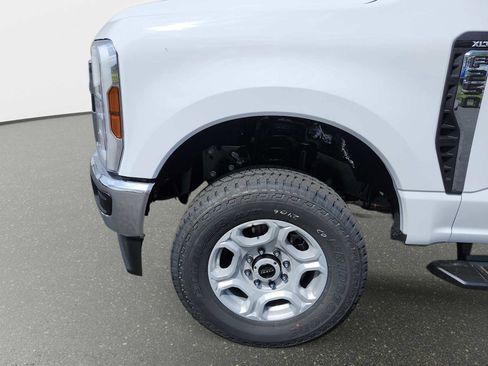 New 2026 Ford F250 XLT w/ Snow Plow Prep Package AWD/4WD image 10
