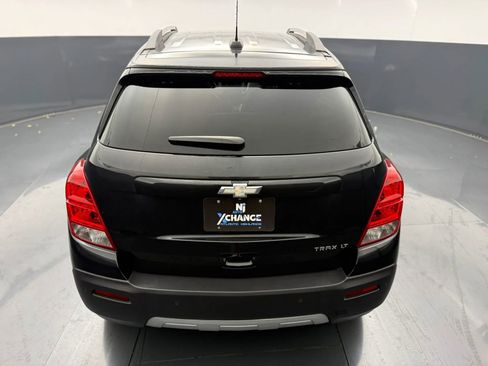 Used 2015 Chevrolet Trax LT w/ LT Plus Package FWD image 6